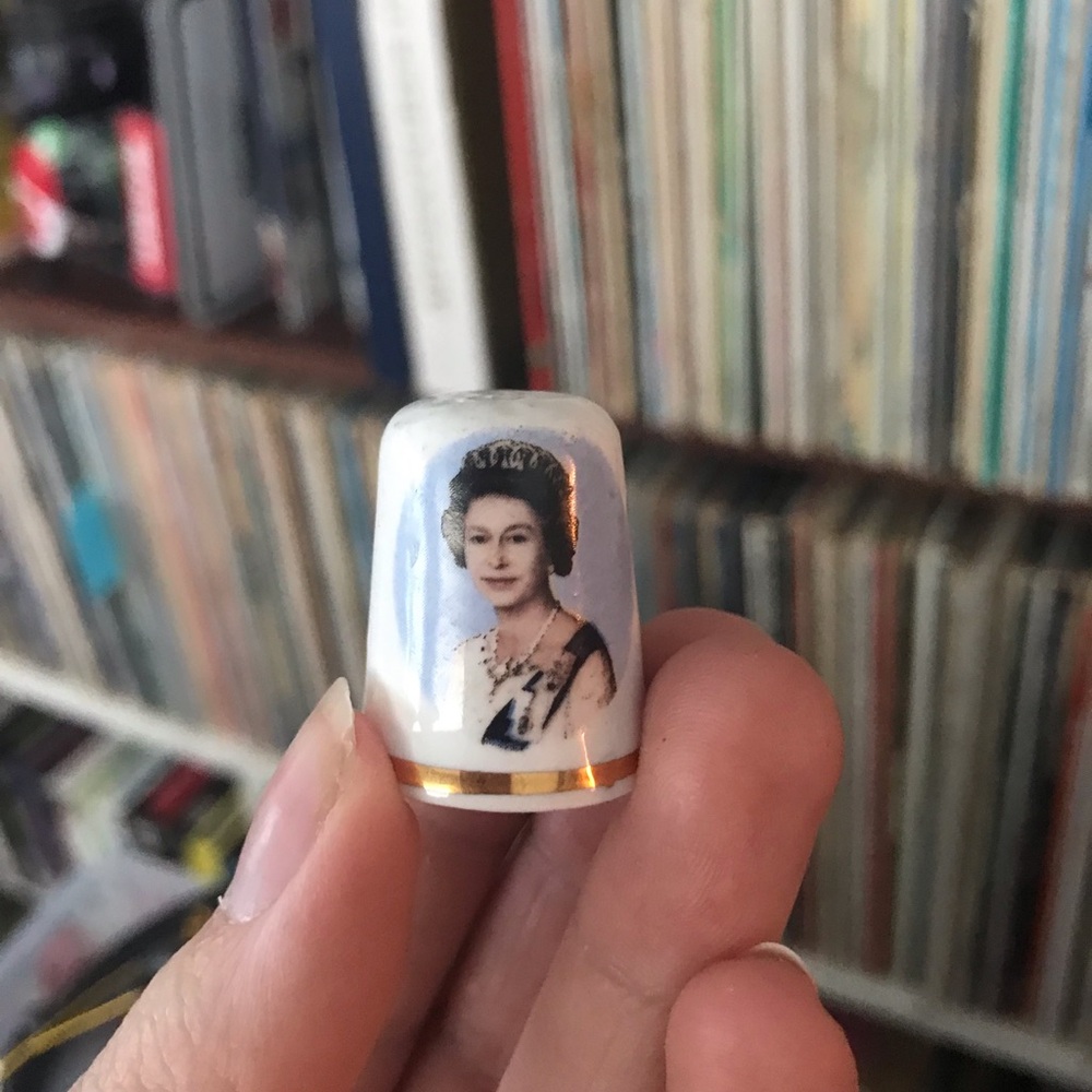 1984 Porcelain Thimble with Gold Trim and Portrait of Queen Elizabeth II
